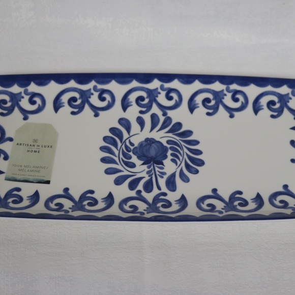 ARTISAN DE LUXE ROSE SCROLL MELAMINE RECTANGULAR SERVING TRAY - BLUE/WHITE - Picture 4 of 4